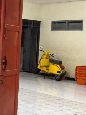 Jual bekas Dijual cepat vespa,lokasi di Ciputat Timur