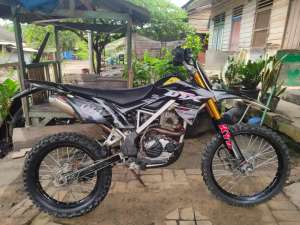 Jual bekas Dijual KLX Bf Extrim Tahun 2021,lokasi di Simpang Kanan