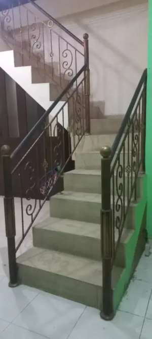 Dijual Rumah 2 lantai komplek kemang swatama lokasi di Cilodong, tersedia melalui melalui situs Olx