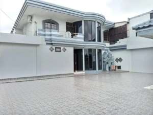 Dijual Rumah Mewah Crown Hill Batam Kota lokasi di Sei/Sungai Beduk, tersedia melalui melalui situs Olx