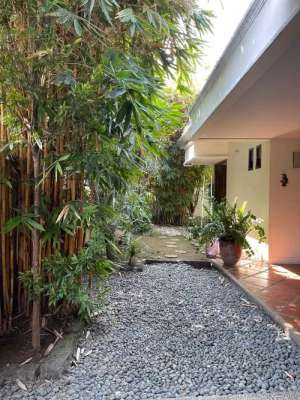 Dijual Rumah Mewah di Perumahan Harjamulia Cirebon lokasi di Kedawung, tersedia melalui melalui situs Olx