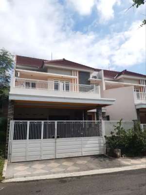 Dijual Rumah Siap Huni Butuh Cepat Laku di Jl. Kembar Tirtasani Malang lokasi di Karangploso, tersedia melalui melalui situs Olx