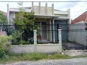 Dijual Rumah Tengah Kota jl. Seroja Semarang lokasi di Klungkung, tersedia melalui melalui situs Olx