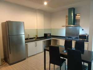 DIJUAL Townhouse 2 lantai - Cosmo Park Thamrin Residence lokasi di Menteng, tersedia melalui melalui situs Olx