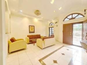 Dijual Villa Komplek Taman Polonia 4 lokasi di Medan Polonia, tersedia melalui melalui situs Olx