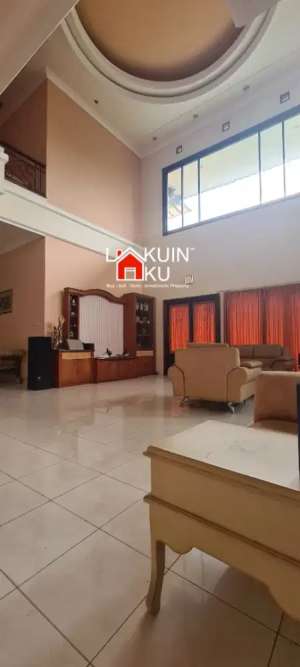 Dijual Villa Mewah Siap Huni Di Tretes,Trawas,Prigen,Leduk,Jawa Timur lokasi di Gubeng, tersedia melalui melalui situs Olx