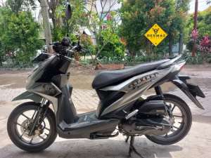 Jual bekas DP 500 Beat Street ESP Silver 2021 CashKredit,lokasi di Batuceper