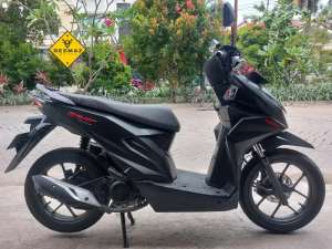 Jual bekas DP 500 Rb Beat Deluxe CBS ISS Hitam 2023 CashKredit,lokasi di Kebayoran Lama