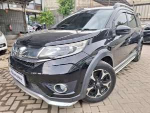 Jual bekas DP Rendah Nissan Serena 2.0 Highway Star Bensin-AT 2015 WSYSAS CRS,lokasi di 