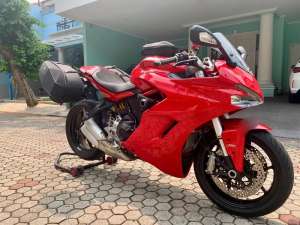 Jual bekas Ducati Supersport,lokasi di Kebon Jeruk