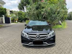 Jual bekas E63 BiTurbo 5,5 black on Black 12rb miles,lokasi di 