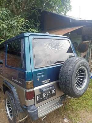 Jual bekas Feroza 1996 biru,lokasi di 