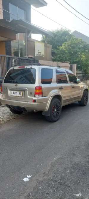 Jual bekas For Escape Matic 2007,lokasi di 