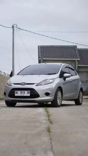 Jual bekas Ford fiesta 2013 AT 1.4,lokasi di 