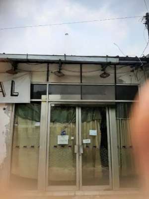 Harga NjOp,Tanah Strategis 330m di pinggir Jalan Utama Pemuda lokasi di Pulo Gadung, tersedia melalui melalui situs Olx