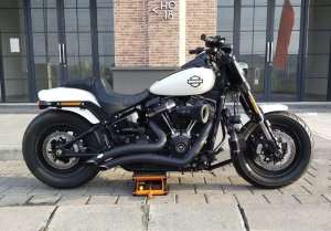 Jual bekas Harley Davidson FatBob 2018 like New,lokasi di Kenjeran