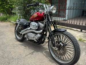 Jual bekas Harley Davidson Sportster 883 2004 custom,lokasi di Sumur Bandung