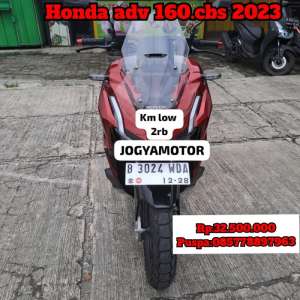 Jual bekas honda adv 160 cbs 2023 cash credit,lokasi di Tangerang Selatan