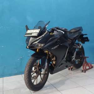 Jual bekas HONDA ALL NEW CBR 150R Tahun 2023 CASHCREDIT DP CUMA 2 JUTA,lokasi di Cilandak