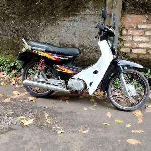 Jual bekas Honda astrea legenda 2 ss lengkap motor klasik bekas second,lokasi di Sukabumi