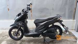 Jual bekas Honda Beat Street 2022 Low KM,lokasi di Kota Surabaya