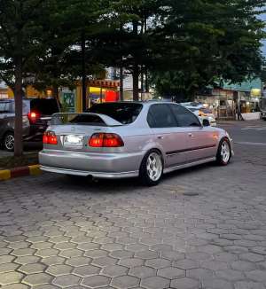 Jual bekas Honda Civic Ferio 2000 Manual,lokasi di 