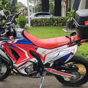 Jual bekas Honda CRF 250 RALLY full asesories pajak hidup,lokasi di Bekasi