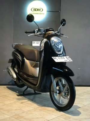 Jual bekas Honda Scoopy fi 2015 cash. Bali dharma..motor,lokasi di Kuta