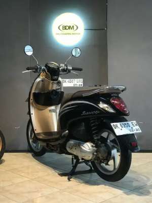 Jual bekas Honda Scoopy fi 2015 cash Bali dharma.motor,lokasi di Kuta