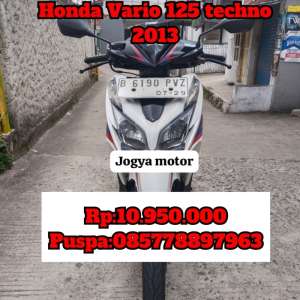 Jual bekas honda vario 125 techno tahun 2013 cash,lokasi di Tangerang Selatan
