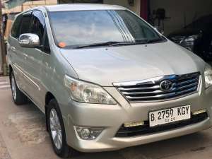 Jual bekas INNOVA G DIESEL AT 2012,lokasi di 