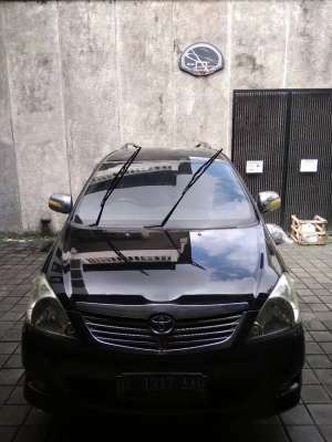 Jual bekas INNOVA HITAM METALIK TIPE J THN 2010,lokasi di 