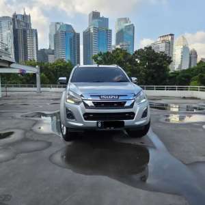 Jual bekas ISUZU MUX FACELIFT,lokasi di 