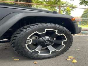 Jual bekas Jeep Wrangler sport Rubicon 2010 KM 55rb asli,lokasi di 