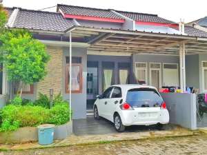 Jual Cepat Rumah Semi Furnish Dalam Cluster Siap Huni lokasi di Pondok Aren, tersedia melalui melalui situs Olx