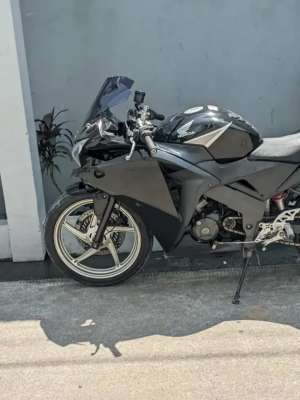 Jual bekas Jual Honda CBR Thailand,lokasi di Serpong Utara