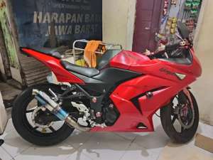 Jual bekas JUAL MOTOR NINJA 250R MULUS,lokasi di Cipedes