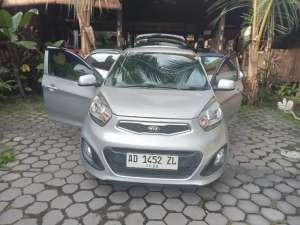 Jual bekas JUAL PICANTO 1.2 AT 2013 SILVER,lokasi di 