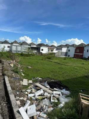 Jual Tanah Luas 1are dapat 2 jalan Lokasi Munggu Badung Invest area lokasi di Mengwi, tersedia melalui melalui situs Olx