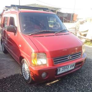 Jual bekas KARIMUN KOTAK GX 1.0 ISTIMEWA RED,lokasi di Kab. Bogor