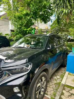 Jual bekas Kia Sonet 2023 Low KM Premiere Istimewa,lokasi di 