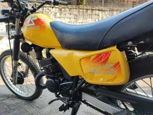 Jual bekas KM 4ratus SUZUKI TS 125 1996,lokasi di Dinoyo