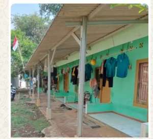 Kontrakan 7 pintu masih keadaan isi lokasi di Gunung Sindur, tersedia melalui melalui situs Olx