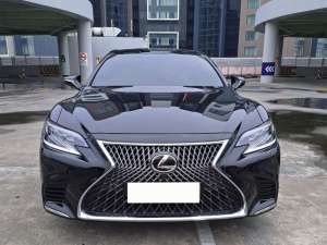 Jual bekas Lexus LS 500 Fifth generation XF50 Twin Turbo 600N.m Rec Service Km 43rb B Pjk 102025 Otr KREDIT,lokasi di Jakarta DKI