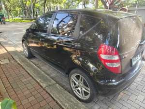 Jual bekas Mercedes-Benz A150 2006 Bensin,lokasi di 