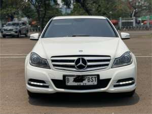 Jual bekas Mercedes-Benz C-Class C 200 K 2014 Sedan,lokasi di Jakarta DKI