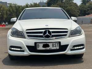 Jual bekas MERCEDES BENZ C200 CGI 2014 AT TERMURAH,lokasi di Jakarta DKI