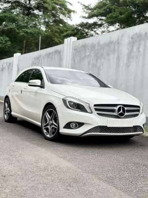 Jual bekas Mercedez Benz A200 2015 TERMURAH CASH SIAP PAKAI BU,lokasi di 