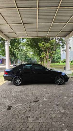 Jual bekas Mercedez benz c180 kompressor 2004,lokasi di 