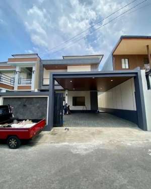 Mewah Dengan Private Poll Dijua Rumah Luxury 2 Lantai di Purwomartani lokasi di Kalasan, tersedia melalui melalui situs Olx